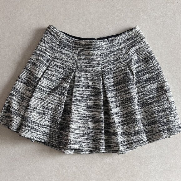 Alice + Olivia Davies Pleated Tweed Skirt ASO Taylor Swift - Picture 6 of 11